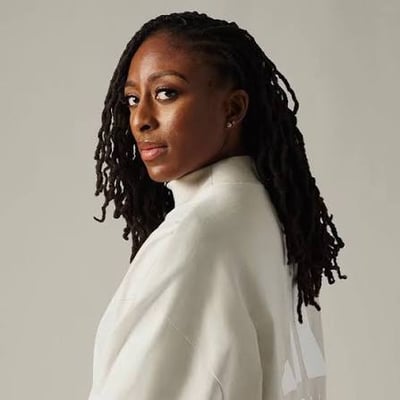 NNEKA OGWUMIKE, Celle qui a coloniser les terrains de Basket américains