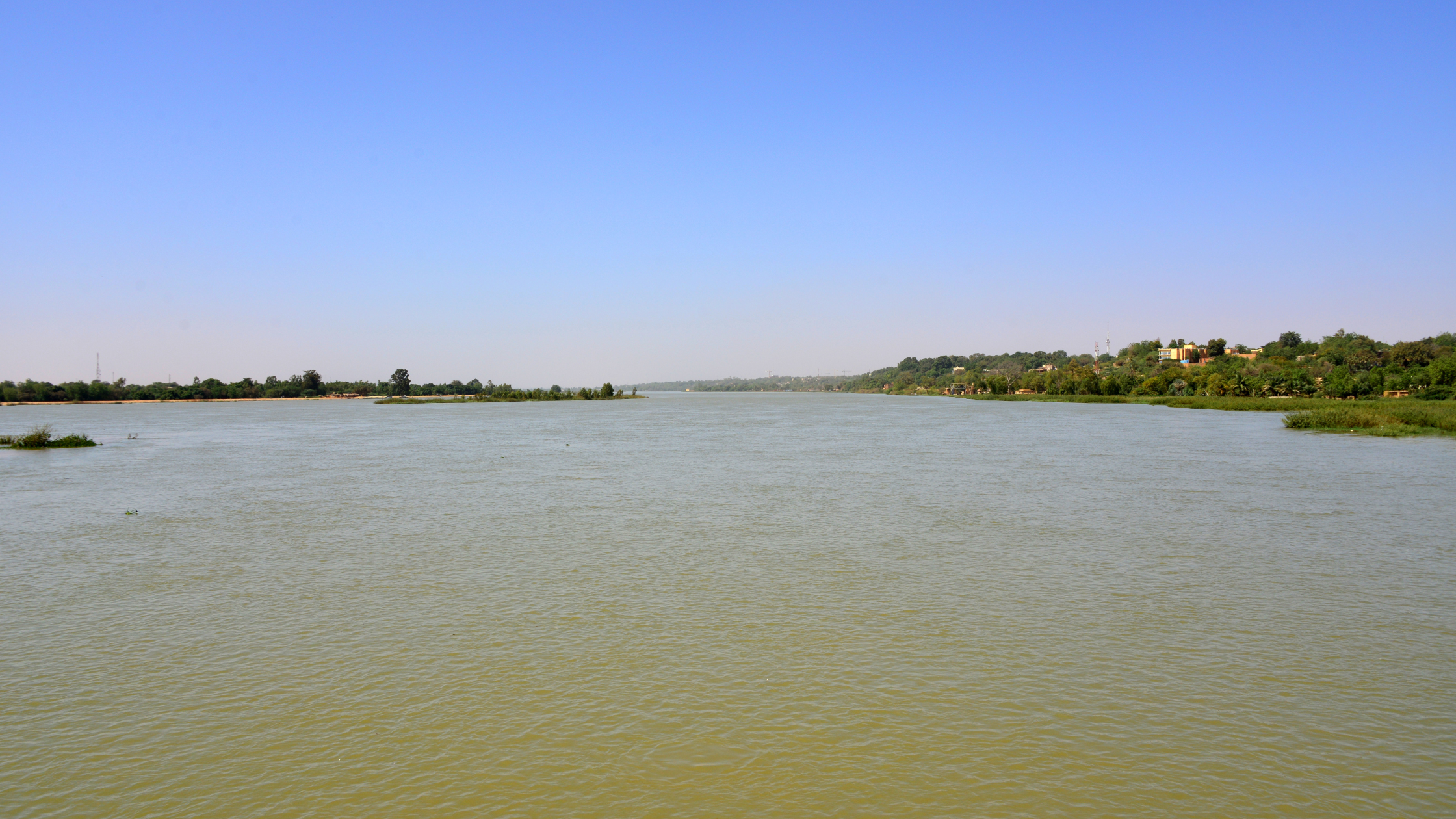 https://141703313.fs1.hubspotusercontent-eu1.net/hubfs/141703313/Canva%20images/fleuve%20Niger.png